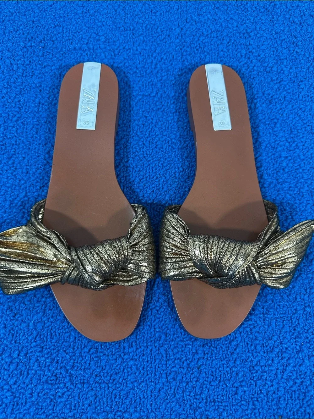 Zara Women’s Metallic Gold Bow Flat Slip On Sandals Sz 39